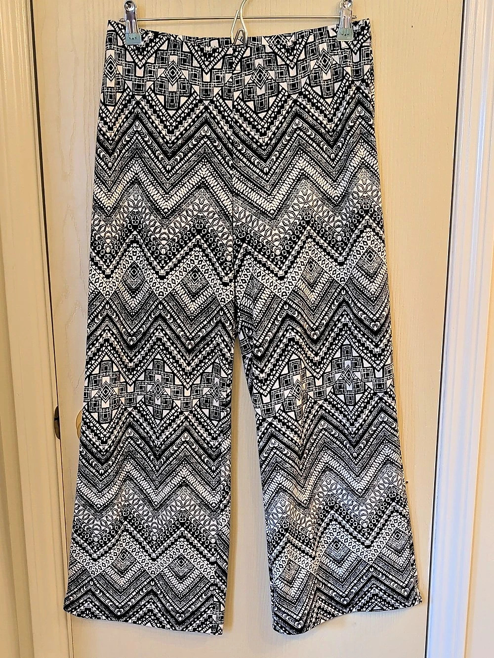 Alyx Wide Leg Black & White Geometric Pull-On Pants Size Medium